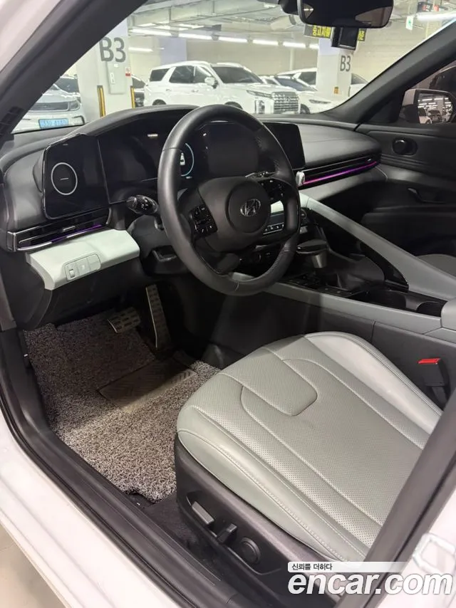 Hyundai Avante — Фото автомобиля 9