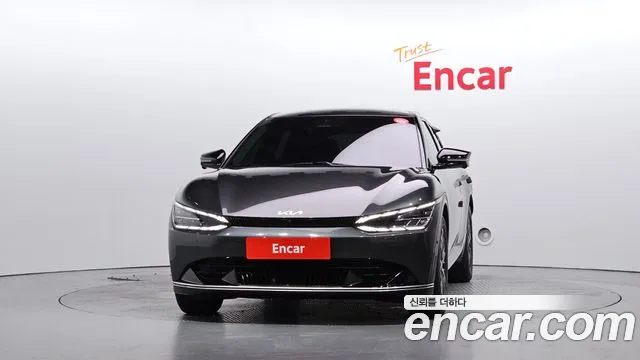 Kia EV6 — Фото автомобиля 3
