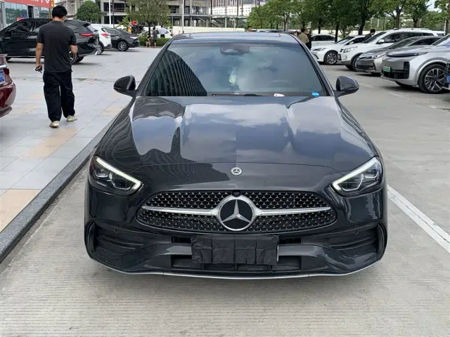 Mercedes-Benz C-Class — Фото автомобиля 2