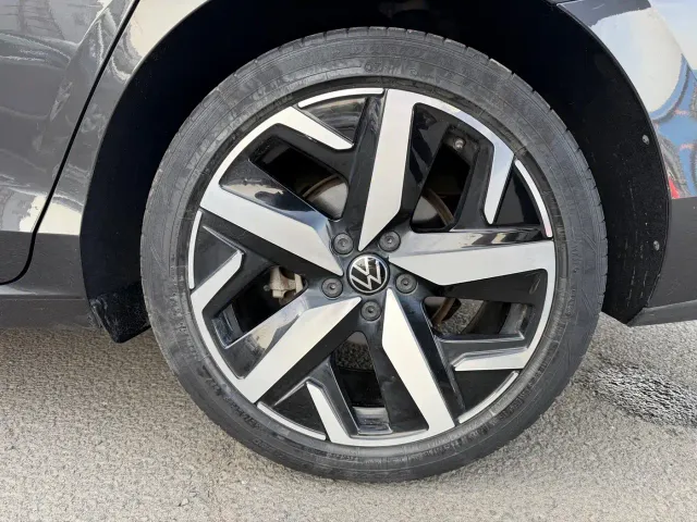 Volkswagen Lamando — Фото автомобиля 16