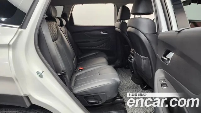 Hyundai Santafe Новый Santa Fe Дизель 2.2 2WD — Фото автомобиля 9