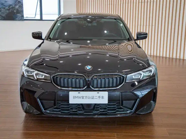 BMW 3 Series — Фото автомобиля 3