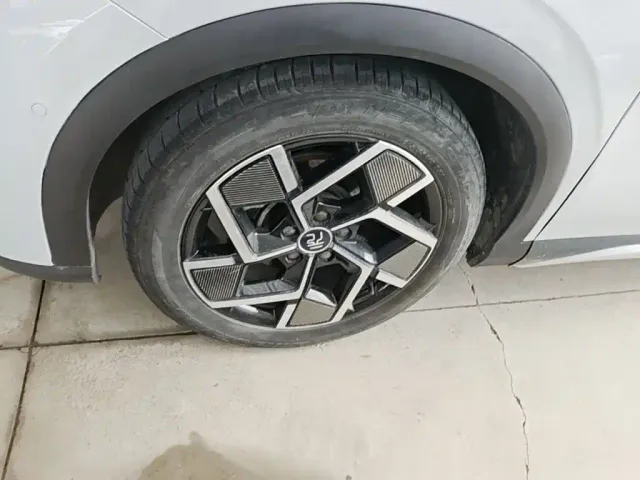 BYD Yuan PLUS — Фото автомобиля 22