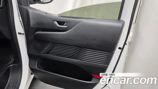 Hyundai Staria — Фото автомобиля 14