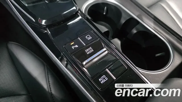 Hyundai Sonata — Фото автомобиля 26