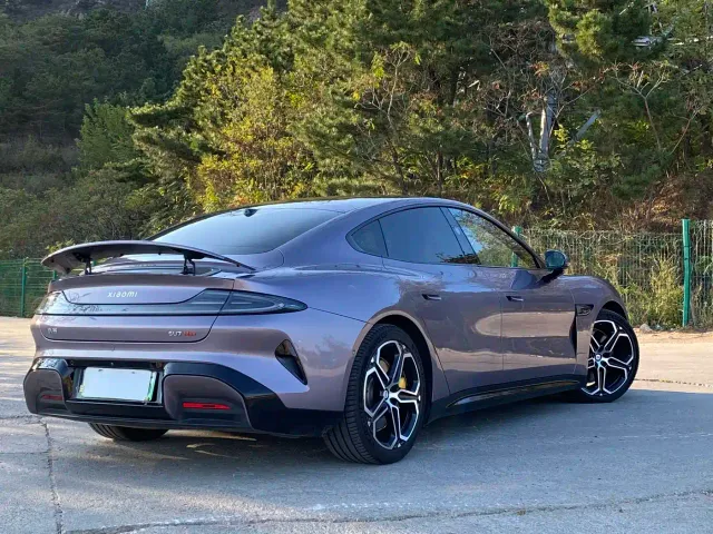 Xiaomi SU7 — Фото автомобиля 26