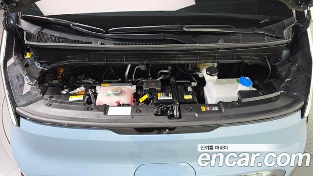 Kia PV5 — Фото автомобиля 6