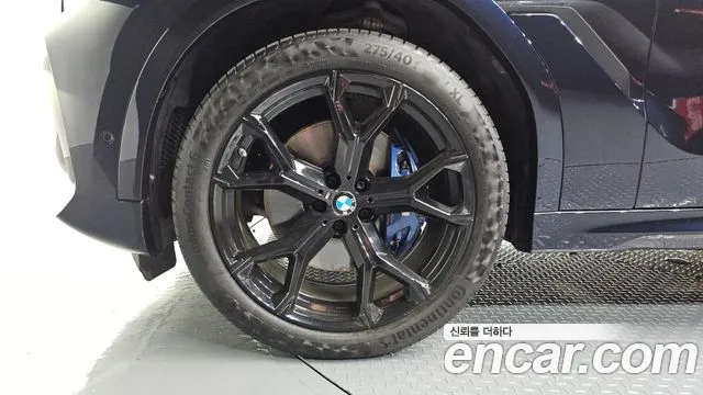 BMW X6 xDrive40i M Sport — Фото автомобиля 3