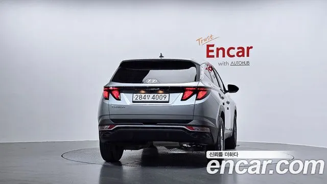 Hyundai Tucson Tucson (NX4) Дизель 2.0 2WD — Фото автомобиля 4