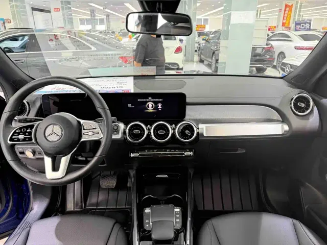 Mercedes-Benz GLB-Class — Фото автомобиля 7
