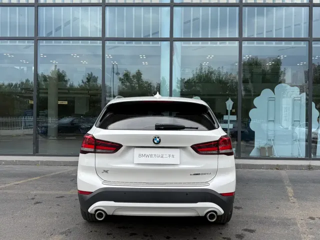 BMW X1 — Фото автомобиля 8
