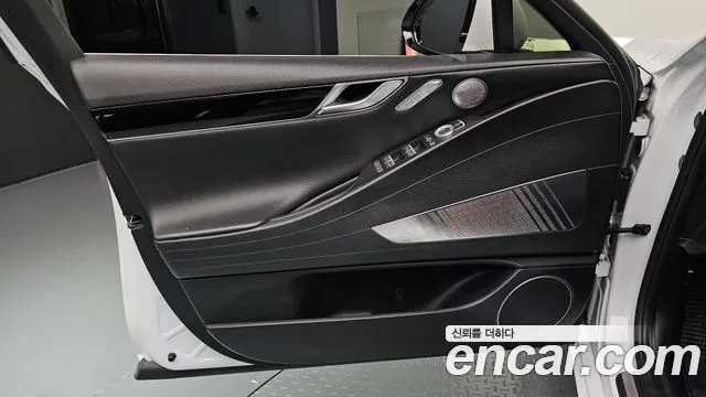 Genesis G80 RG3 — Фото автомобиля 13