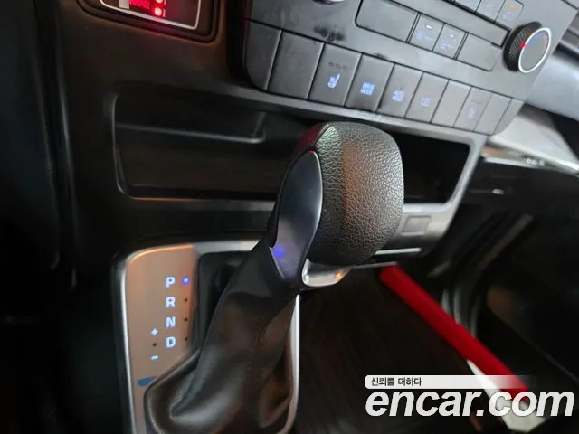 Hyundai Staria — Фото автомобиля 9
