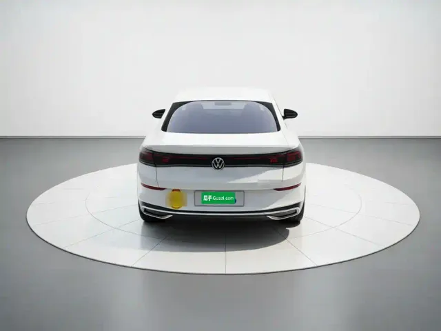Volkswagen Lamando — Фото автомобиля 3