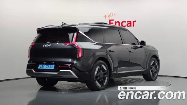 Kia EV9 — Фото автомобиля 2