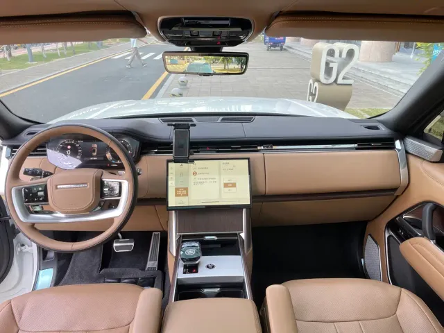 Land Rover Range Rover — Фото автомобиля 8