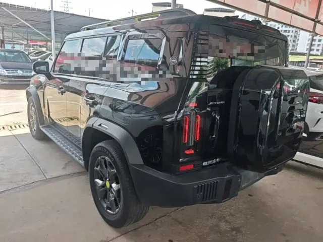 Jetour T2 — Фото автомобиля 4