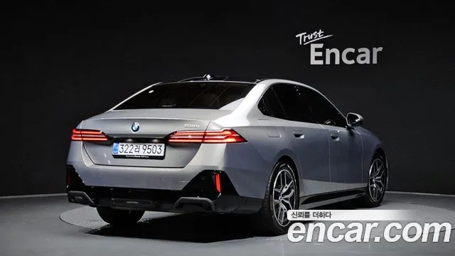 BMW 5 Series G60 — Фото автомобиля 2