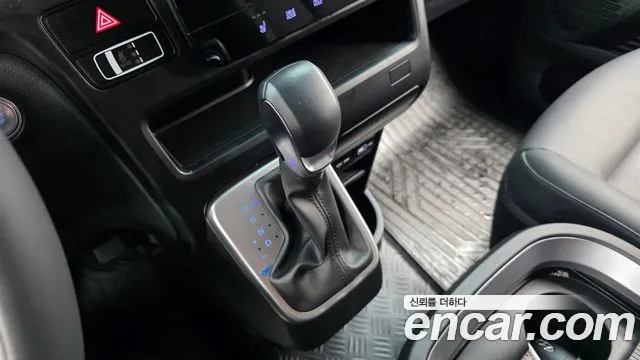 Hyundai Staria — Фото автомобиля 12