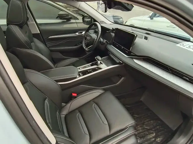 Geely Xingrui — Фото автомобиля 10