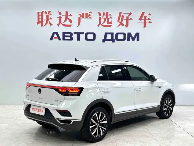 Volkswagen T-Roc — Фото автомобиля 6