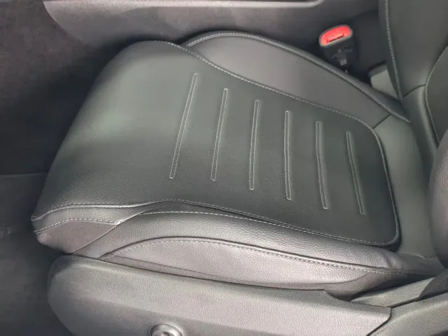 Mercedes-Benz C-Class — Фото автомобиля 12