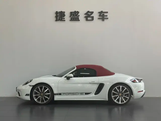Porsche 718 — Фото автомобиля 2