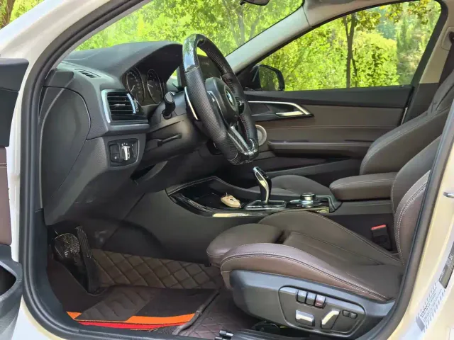 BMW 1 Series — Фото автомобиля 10