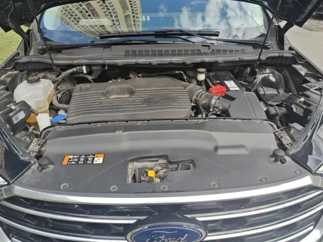 Ford Edge — Фото автомобиля 10
