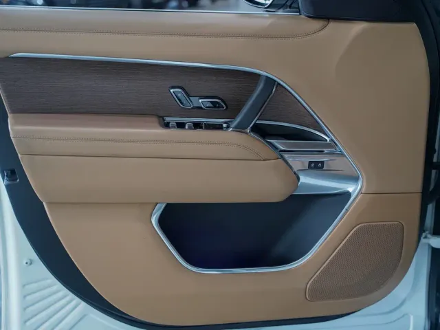 Land Rover Range Rover — Фото автомобиля 4