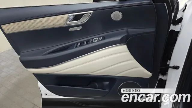 Genesis GV80 2.5T Бензин AWD — Фото автомобиля 5