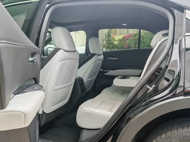 Cadillac XT4 — Фото автомобиля 9