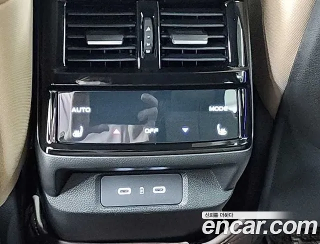 Renault-KoreaSamsung Grand Koleos Grand Koleos 2.0 Iconic 2WD — Фото автомобиля 13
