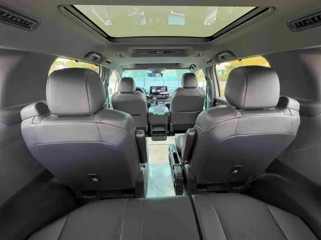 Toyota Granvia — Фото автомобиля 18
