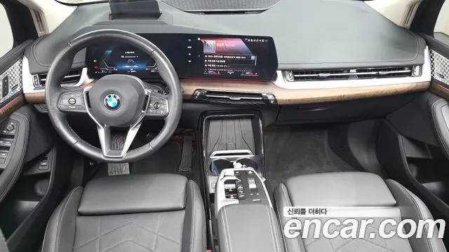 BMW 2 Series U06 — Фото автомобиля 9