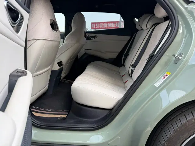 BYD Seal 06 GT — Фото автомобиля 5