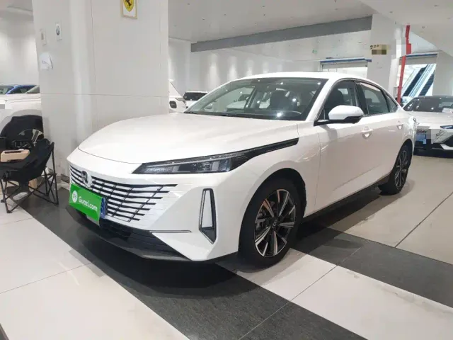Фотография автомобиля — Changan Eado