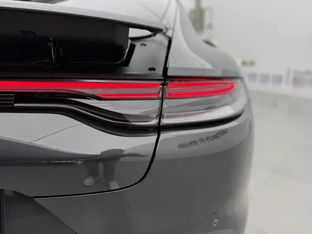 Porsche Panamera — Фото автомобиля 6