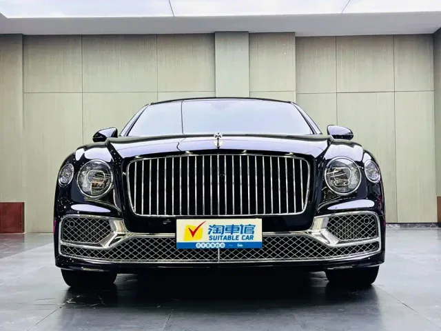 Bentley Flying Spur — Фото автомобиля 2