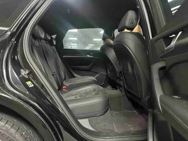 Audi Q5L Sportback — Фото автомобиля 10
