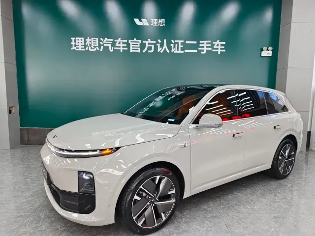 Фотография автомобиля — Li Auto L6