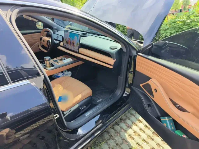 Geely Galaxy Xingyao 8 — Фото автомобиля 19