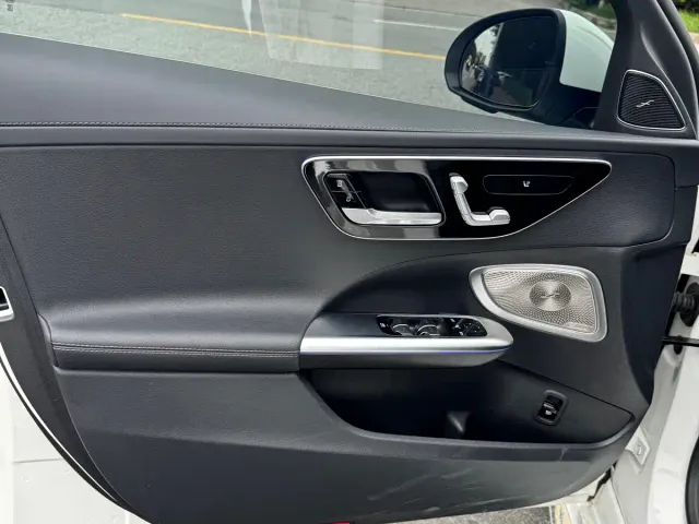 Mercedes-Benz C-Class — Фото автомобиля 5