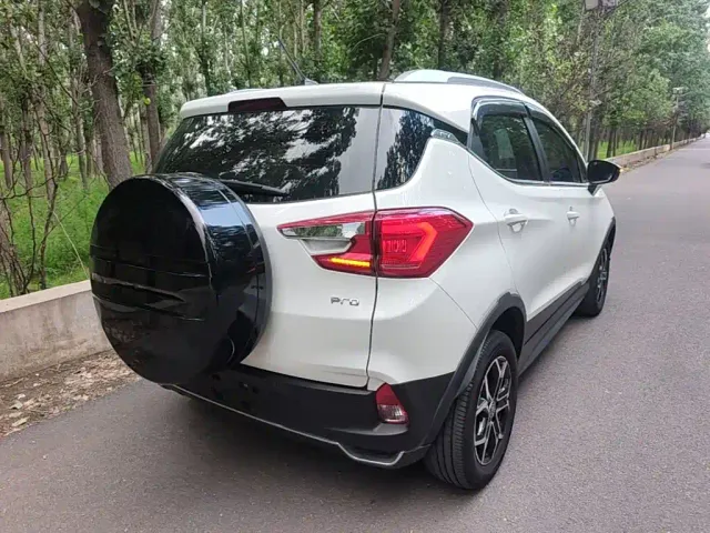 BYD Yuan Pro — Фото автомобиля 6