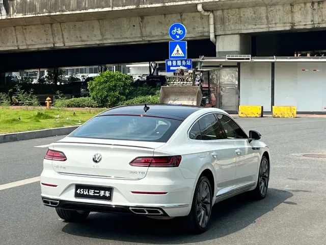 Volkswagen CC — Фото автомобиля 5