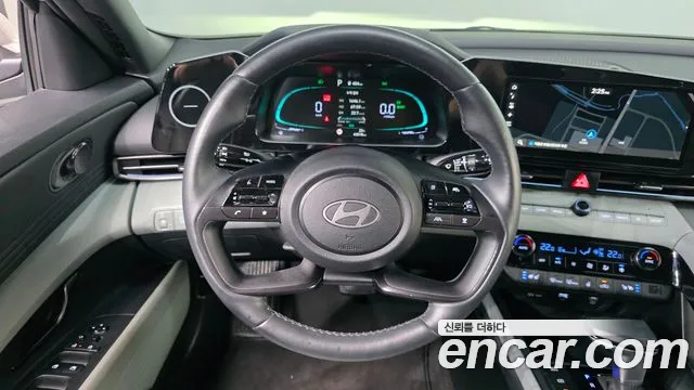 Hyundai Avante CN7 — Фото автомобиля 12