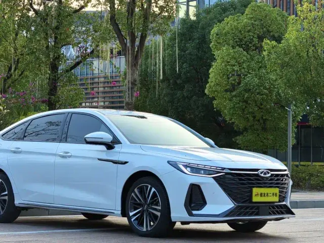 Chery Arrizo 8 — Фото автомобиля 3