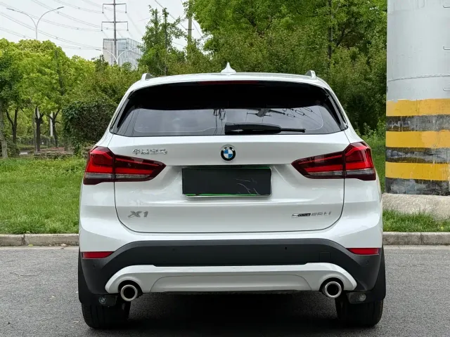 BMW X1 — Фото автомобиля 8
