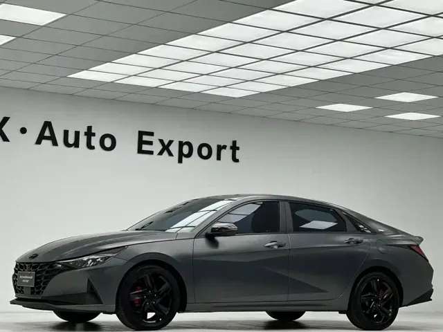 Hyundai Elantra — Фото автомобиля 20