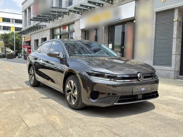 Volkswagen Sagitar — Фото автомобиля 9